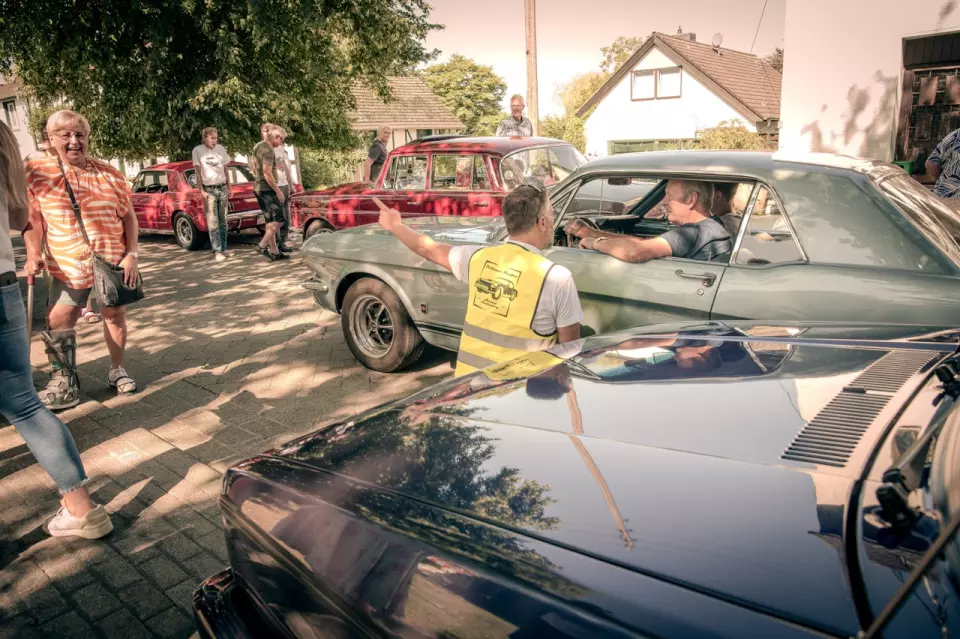 photo gallery image 01