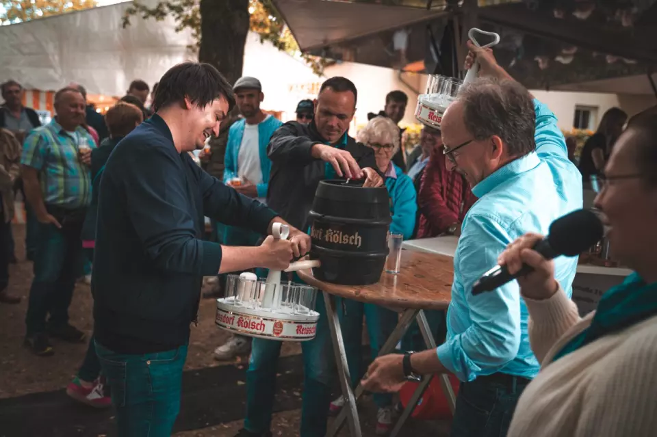 photo gallery image 01