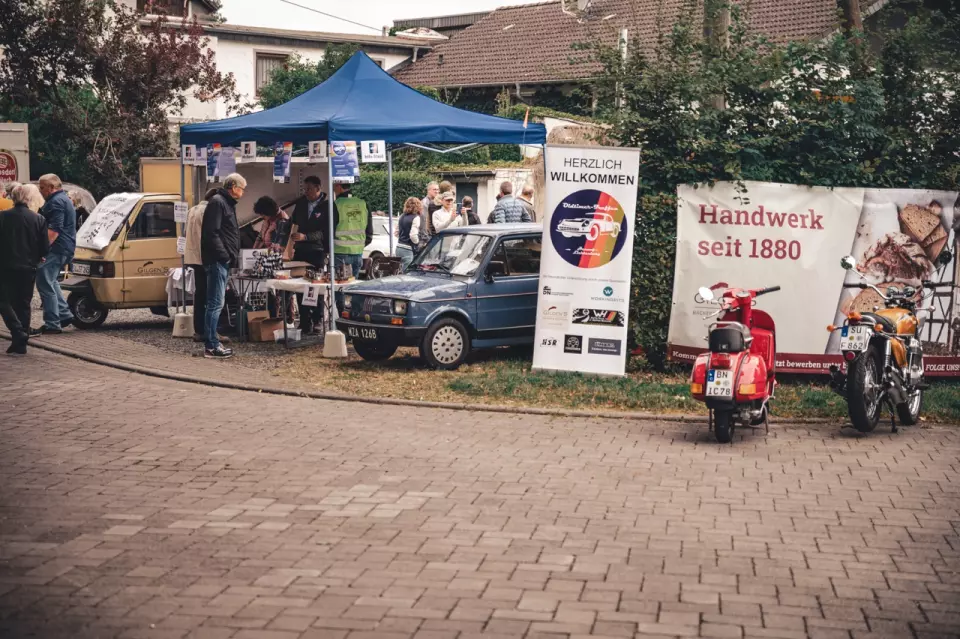 photo gallery image 01