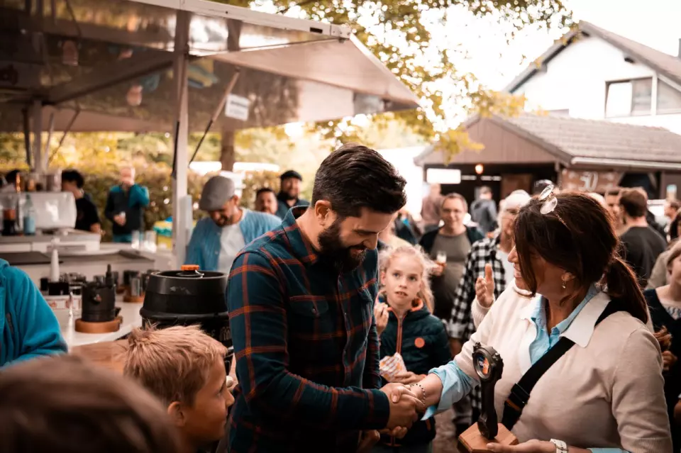 photo gallery image 01