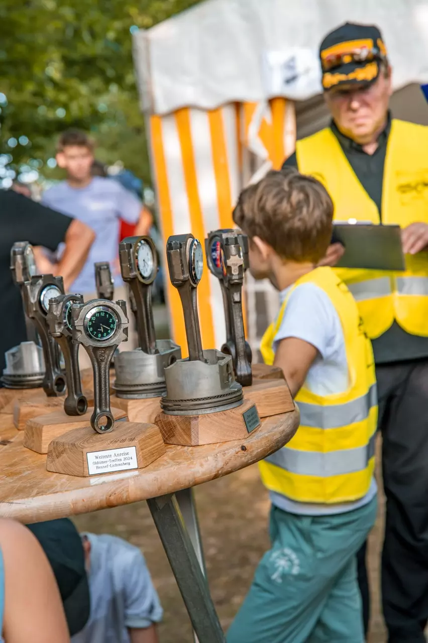 photo gallery image 01