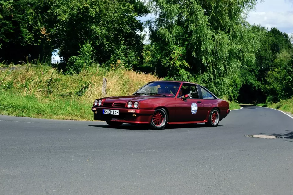 photo gallery image 01