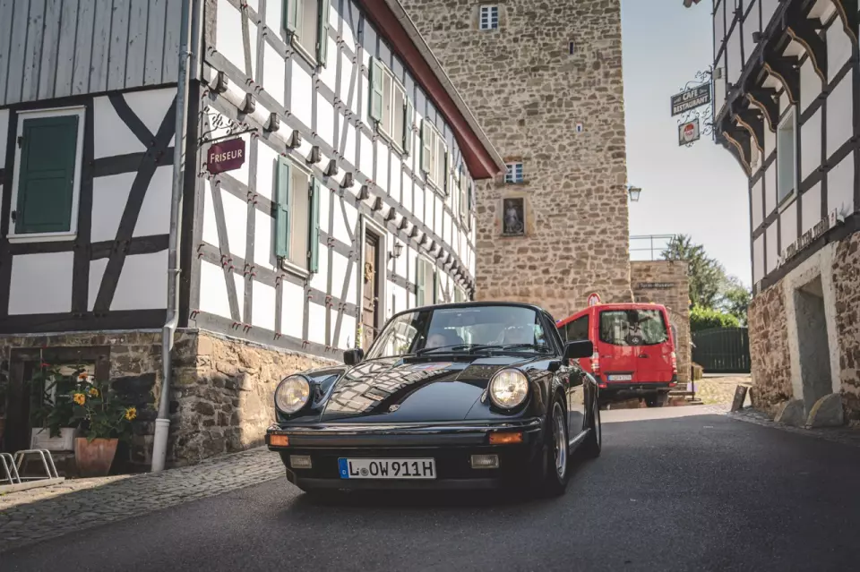 photo gallery image 01