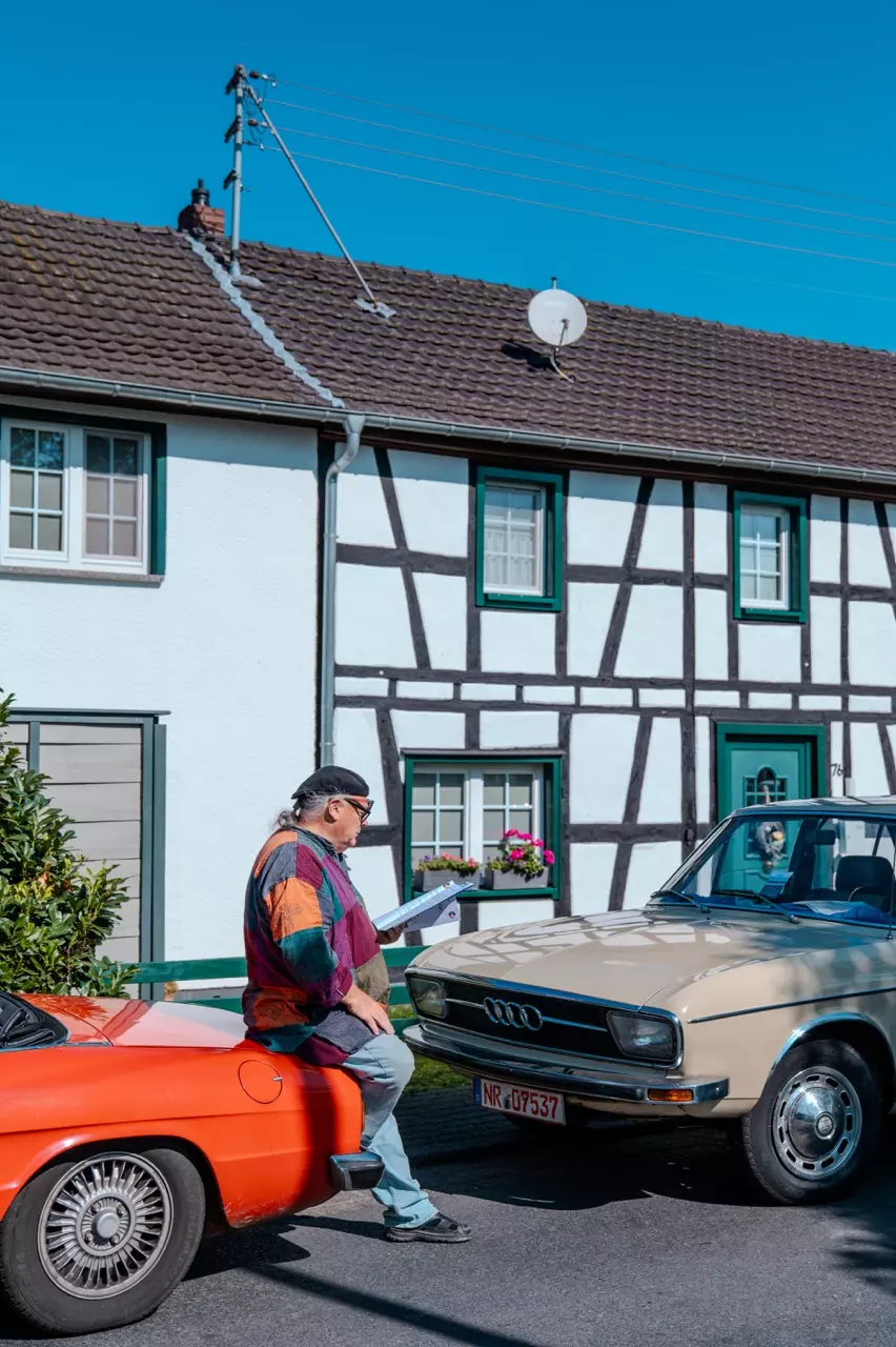 photo gallery image 01