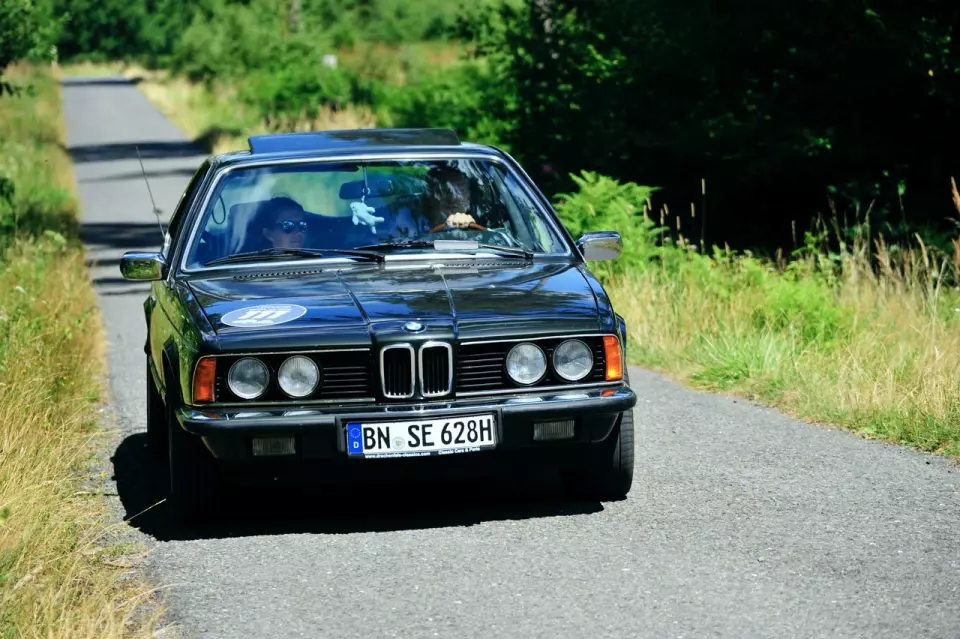 photo gallery image 01