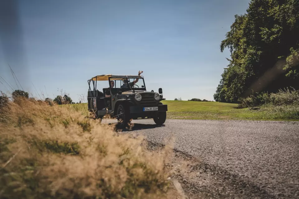 photo gallery image 01