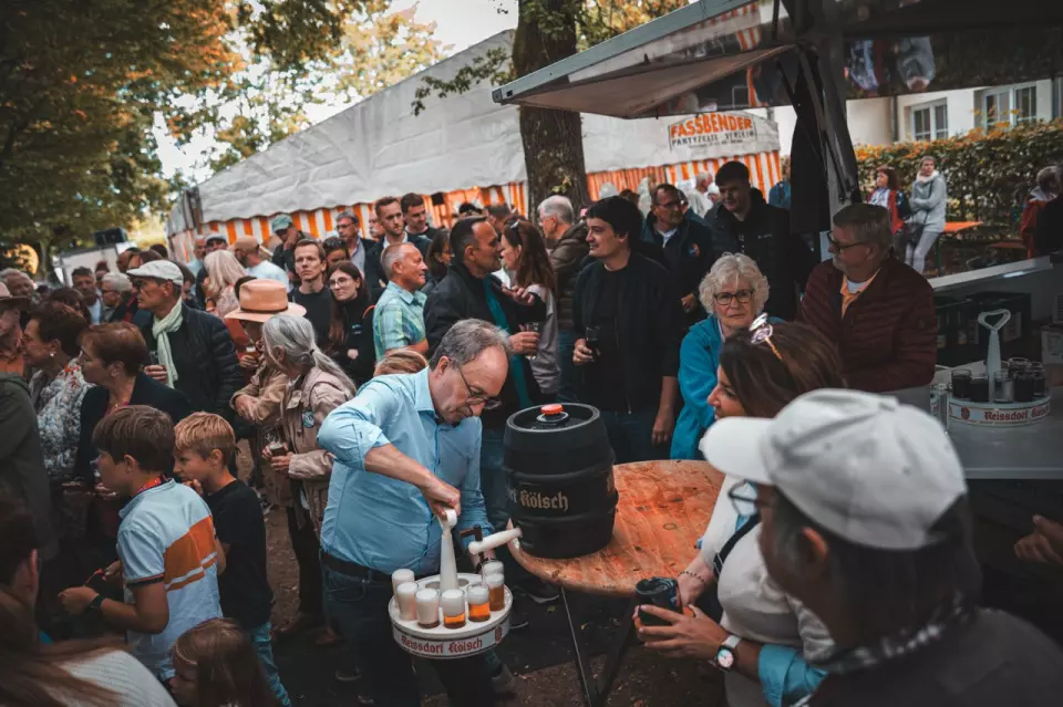 photo gallery image 01