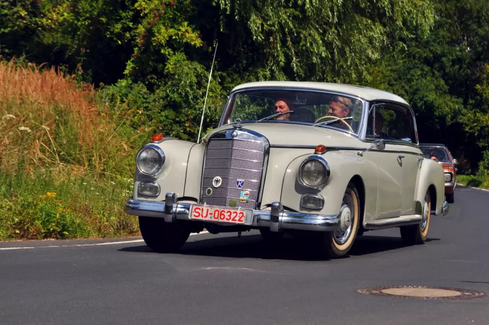 photo gallery image 01