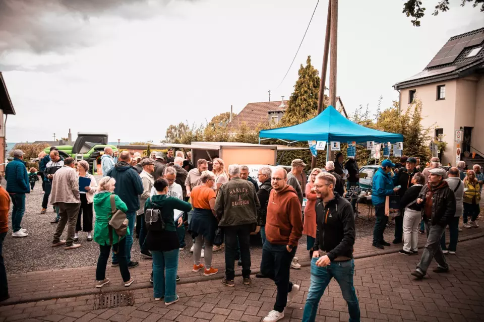 photo gallery image 01