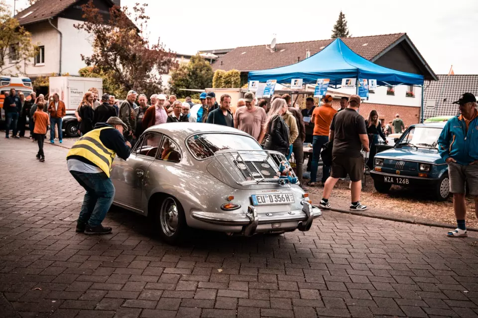 photo gallery image 01