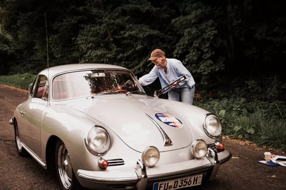 photo gallery image 01