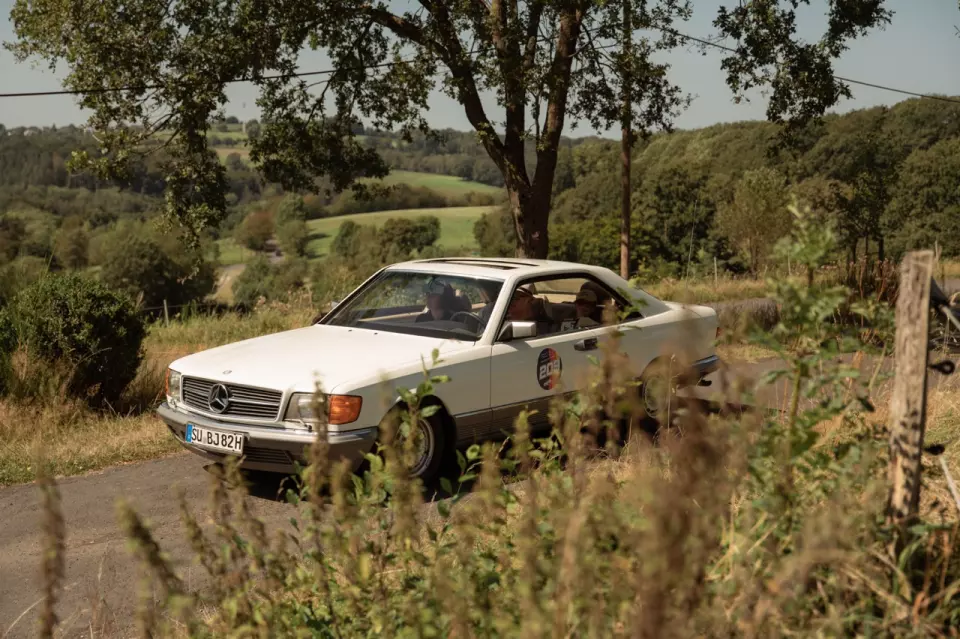 photo gallery image 01