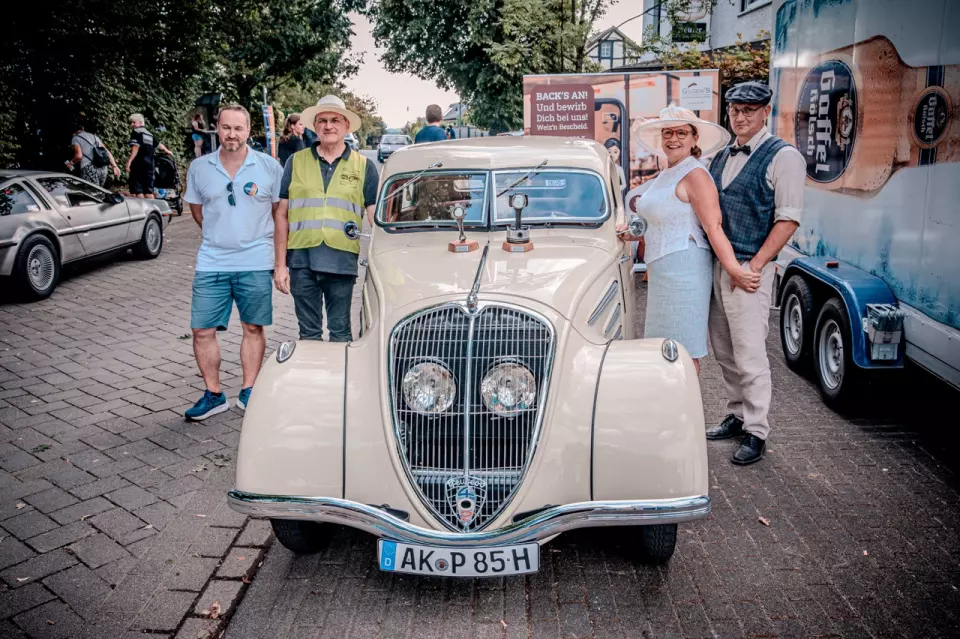 photo gallery image 01