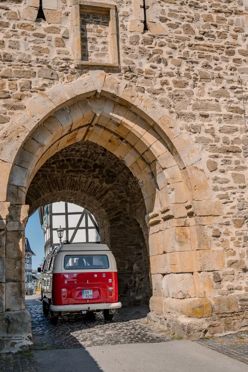 photo gallery image 01