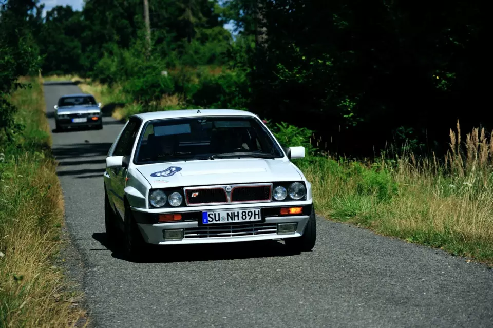 photo gallery image 01