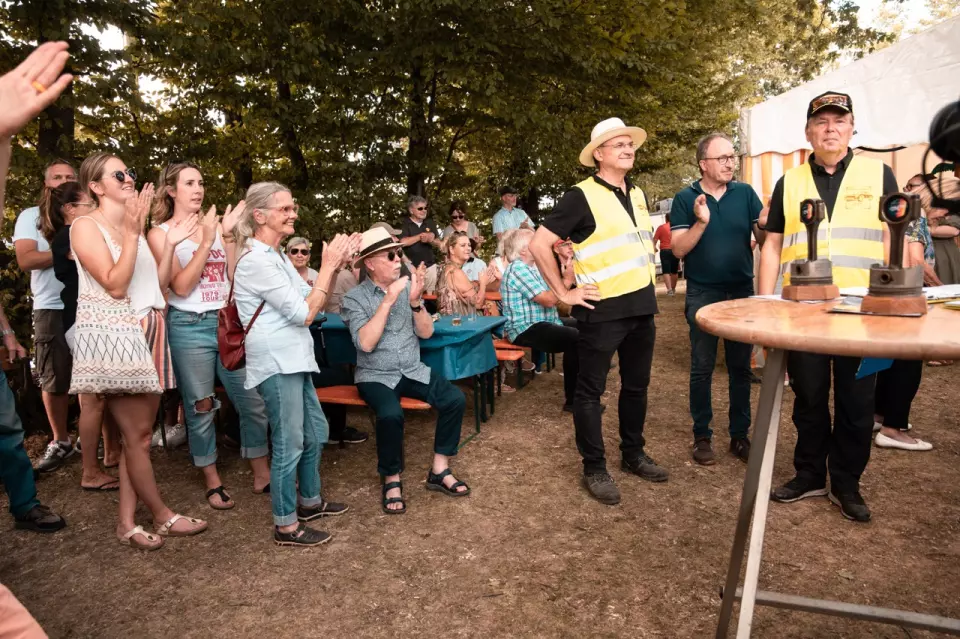 photo gallery image 01