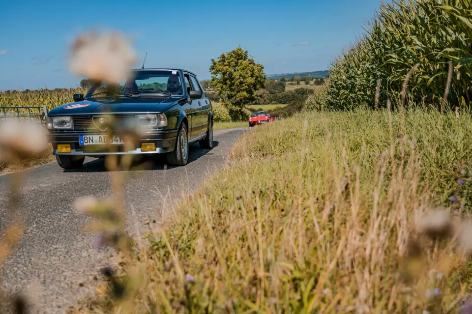 photo gallery image 01