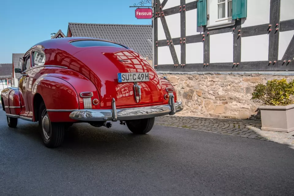 photo gallery image 01