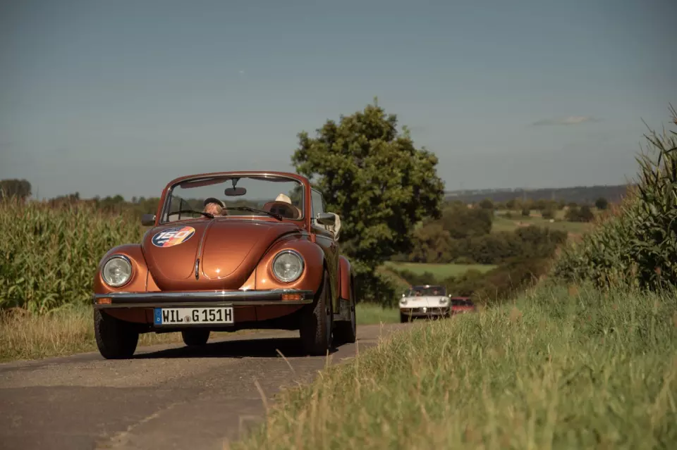 photo gallery image 01