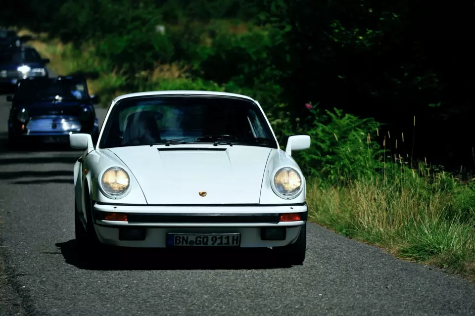 photo gallery image 01