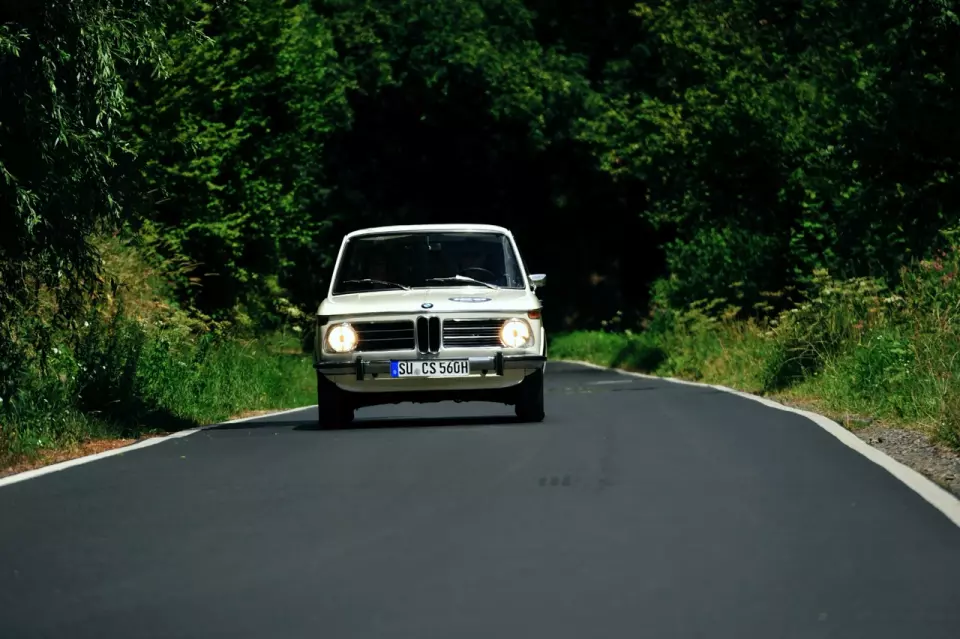 photo gallery image 01