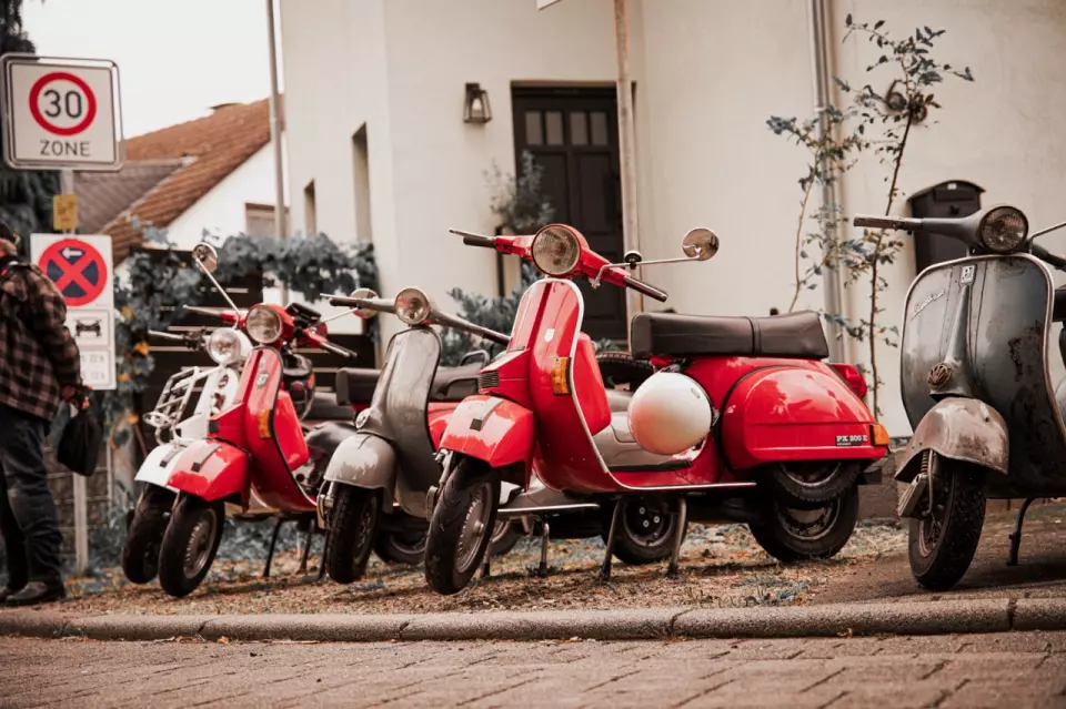 photo gallery image 01