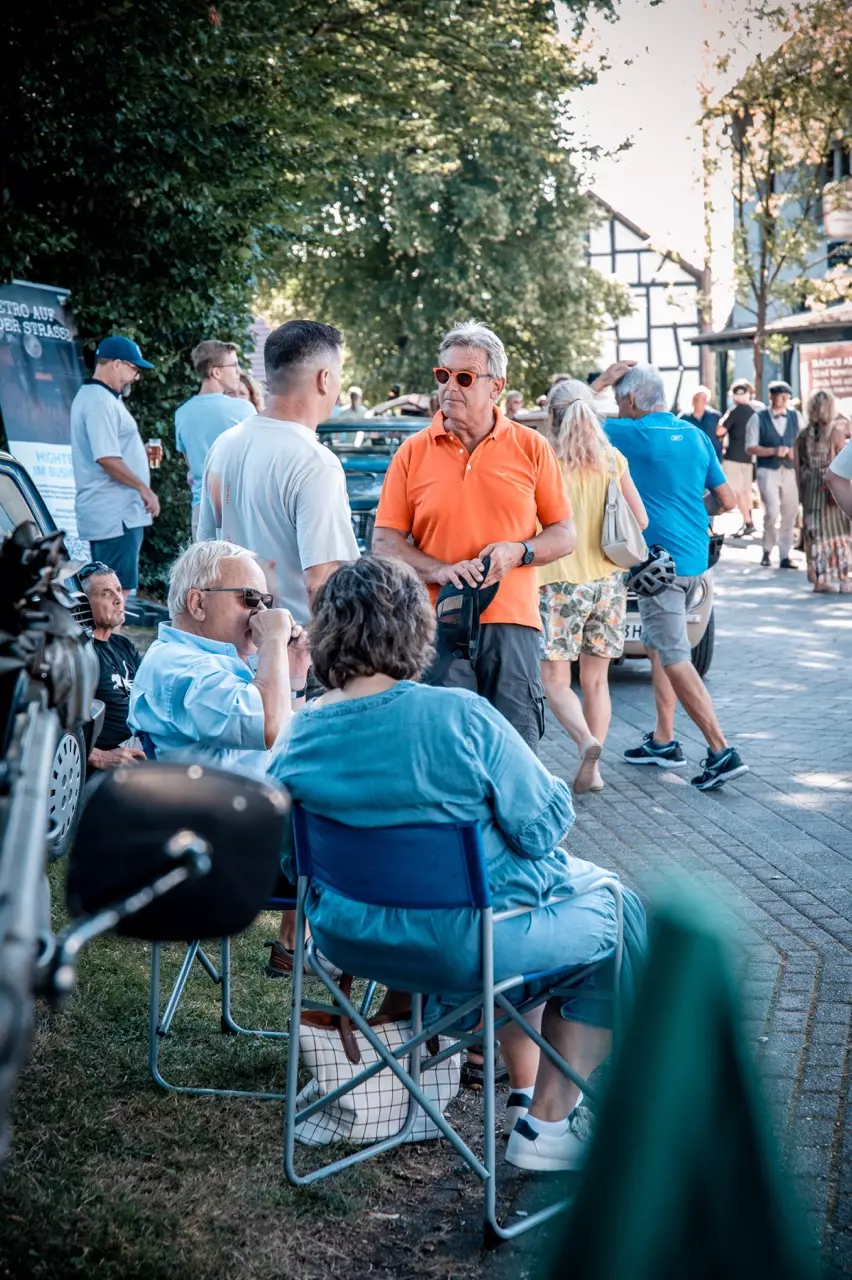 photo gallery image 01