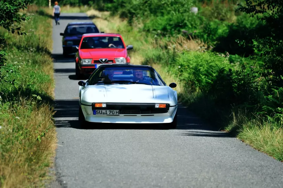 photo gallery image 01